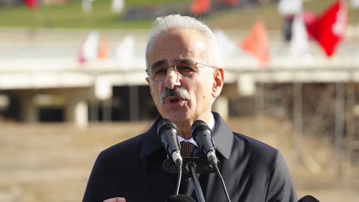 Uraloğlu'ndan Açıklama: Ankara ile Samsun Arası 2,5 Saate İnecek