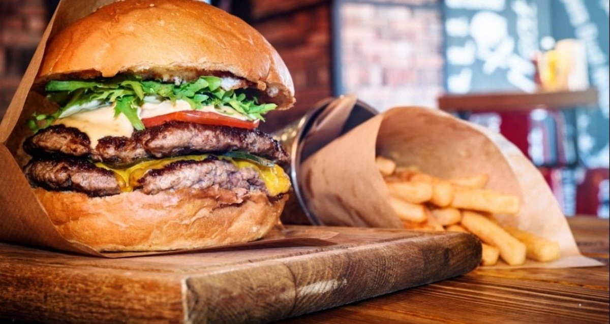 Dava Nedeniyle Hamburgerci 77 Şubesini Hızla Kapatma Kararı Aldı