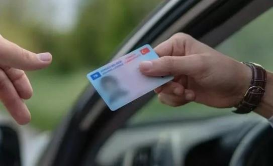 Sigorta Firmalarından Sürücülere Kritik İkaz! Ehliyetiniz Olsa Bile Kazada Ehliyetsiz Olabilirsiniz