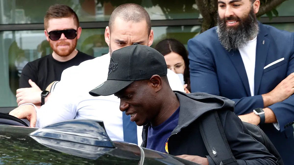 Fenerbahçe Kante İle Savunmayı Paramparça Ediyor! Al-Ittihad Zor Durumda