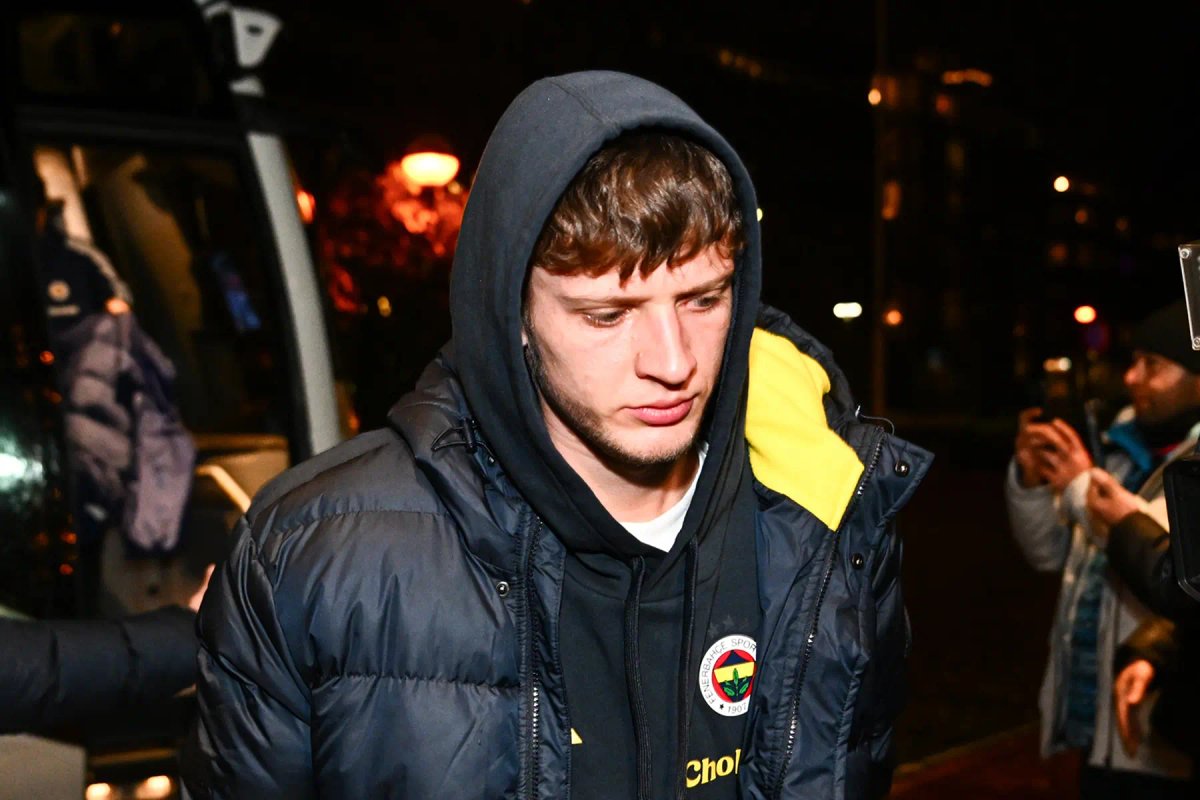 Hoşça Kal Szymanski! Fenerbahçe'ye Eklenmesi Beklenen Miktar Açıklandı