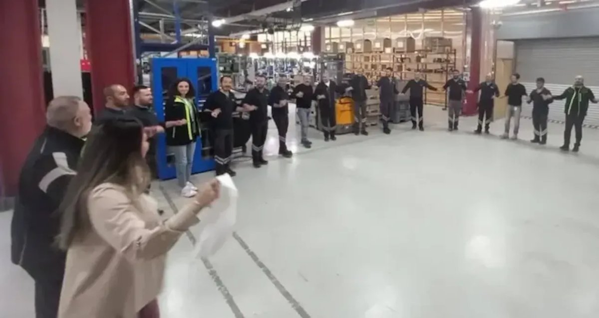 Fabrikada En Düşük Ücret 80 Bin Liraya Çıktı, İşçiler Sevindi