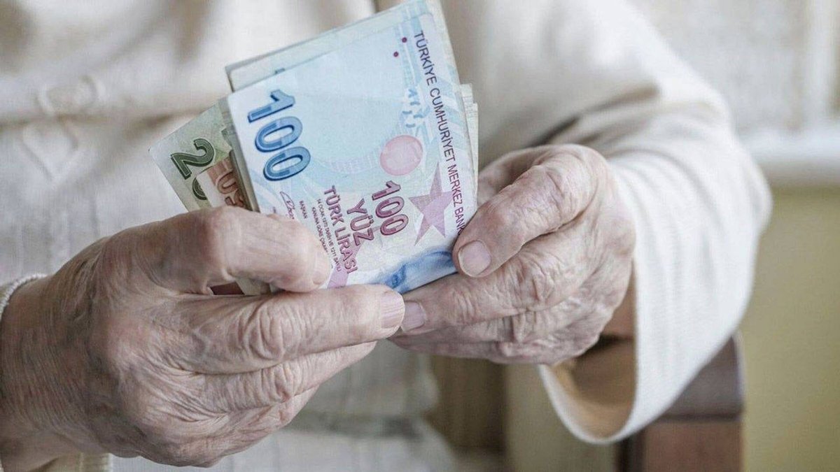 Emekli Maaşlarındaki Zam Farkı Ne Zaman Hesaba Geçecek?