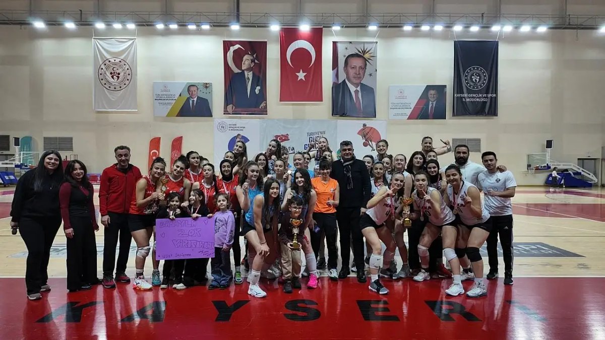 Kayseri Yıldız Kızlar Voleybol Süper Ligi Şampiyonası Sona Erdi!