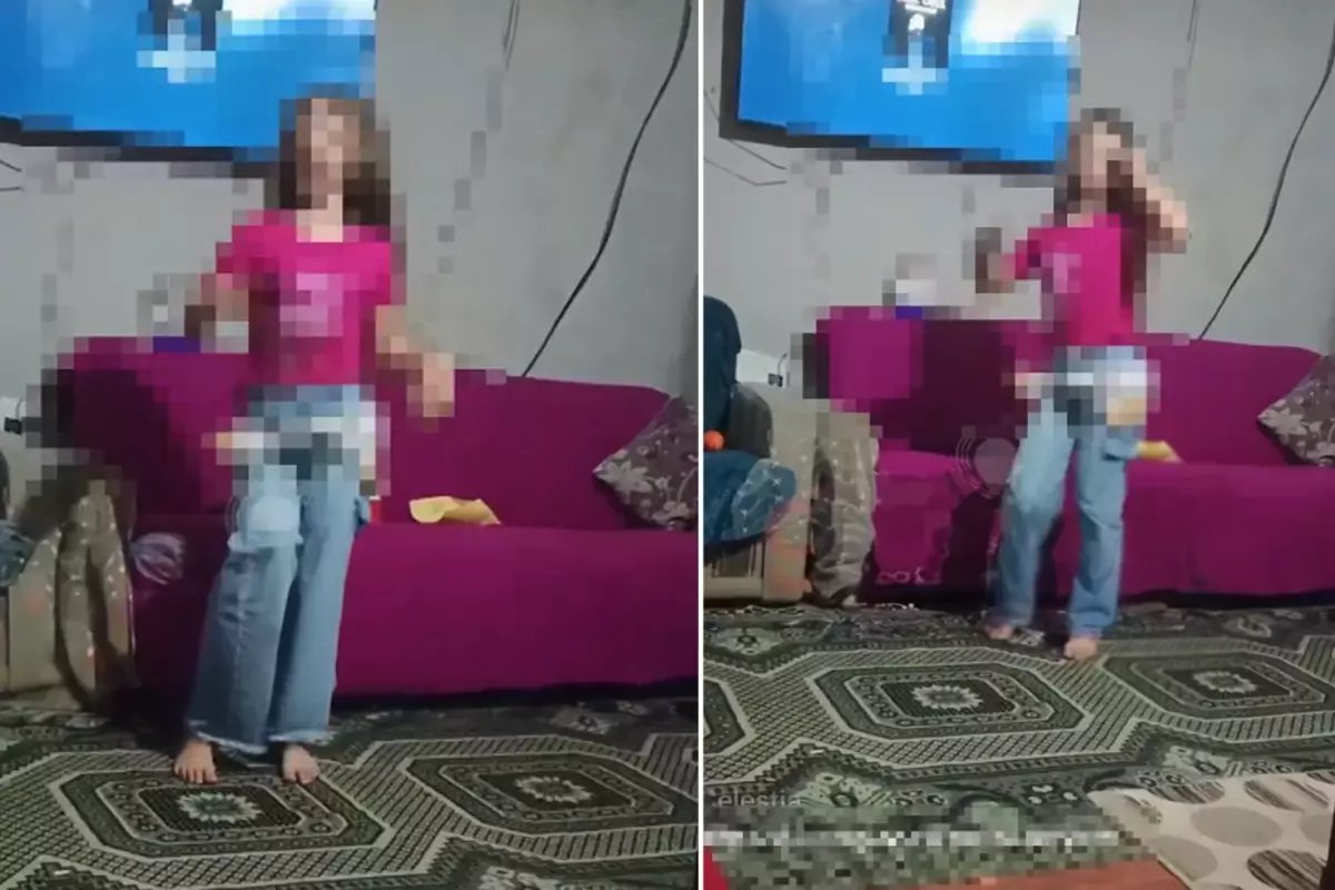 Anne Olmaz Dediğimiz Anlar! Kızını Canlı Yayında Dans Ettirdi