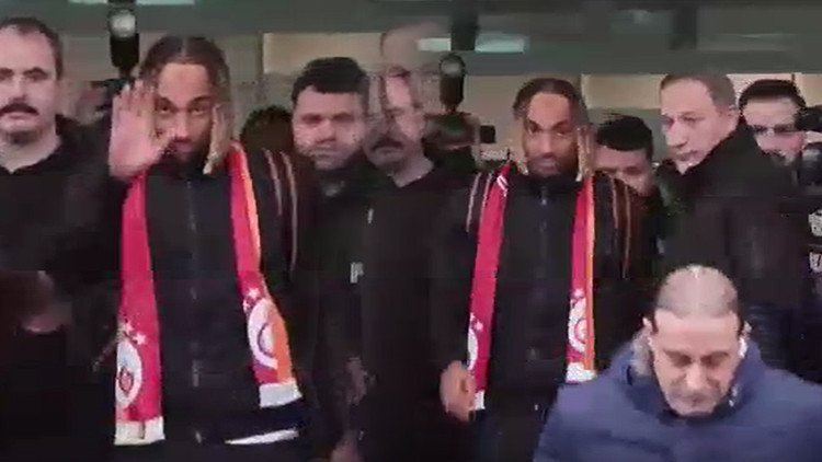 Transferde Şaşırtan Gelişme: Sacha Boey Anlaşması Gerçekleşti! İmza İçin İstanbul'da