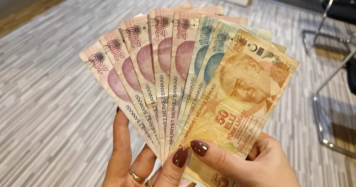 Faiz Olmadan 12 Aylık Kredi İmkanı: Çalışanlar ve Emekliler İçin Banka Desteği