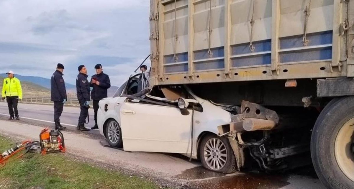 İstanbul'dan Ordu'ya Cenaze İçin Giderken Kaza Geçirdiler