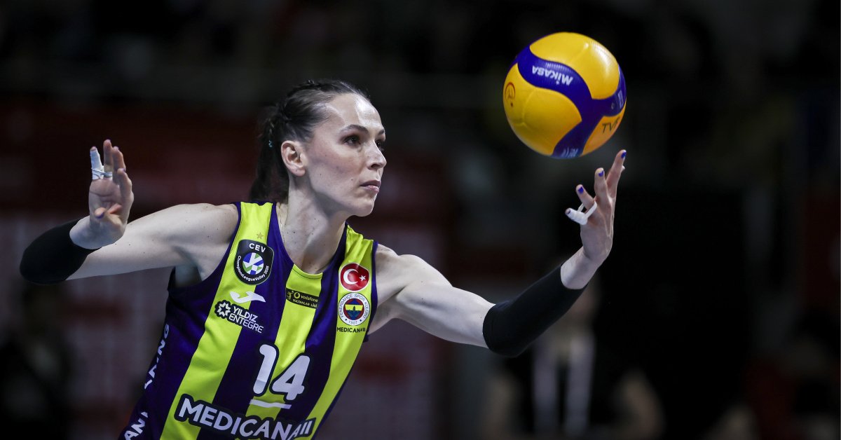 Eda Erdem Nihayet Yeni Sözleşmesini İmzaladı! - Voleybol Gündemi