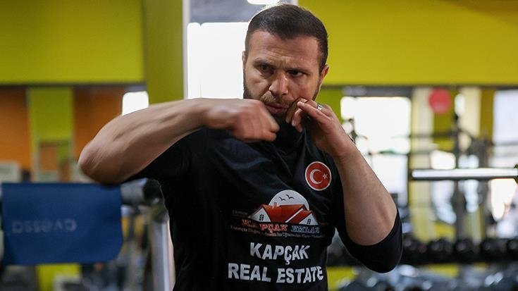 Dünya Kick Boks Şampiyonu Kadir Yıldırım’a Göre Başarının Anahtarı Disiplin