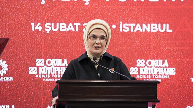 Emine Erdoğan, "22 Okula 22 Kütüphane" Projesinin Başlangıcında Bulundu
