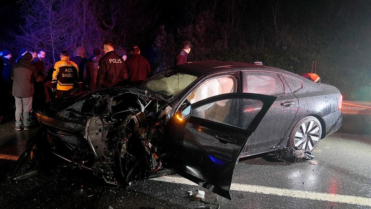 Beykoz’da Araç Çarpışması: 1 Kişi Hayatını Kaybetti, 5 Yaralı