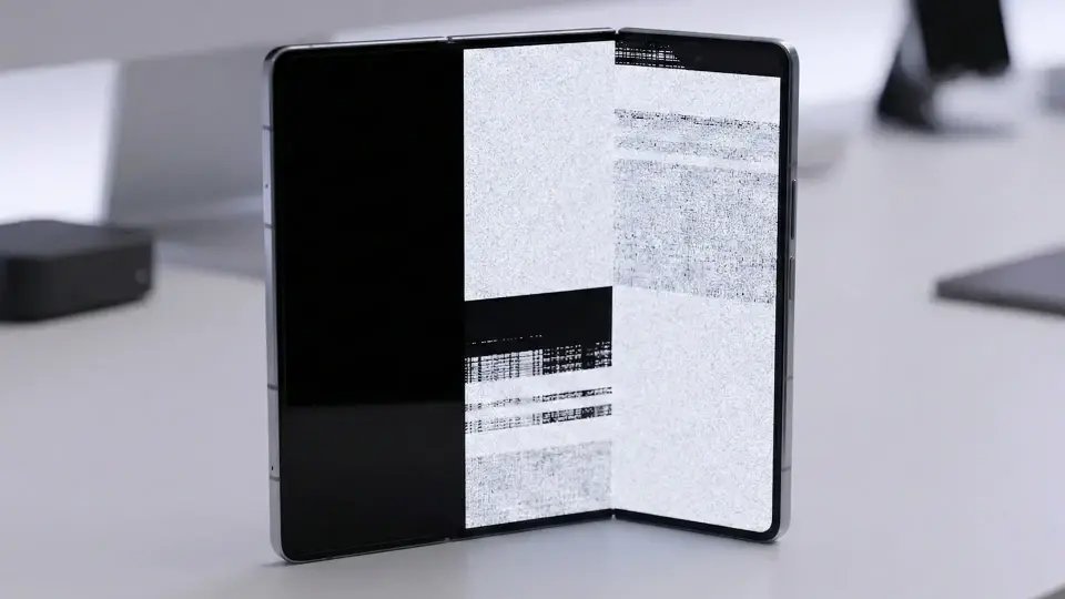 Üç Katlanabilir Telefonun Dayanıklılığı: Z TriFold İçin İlk Şikayetler
