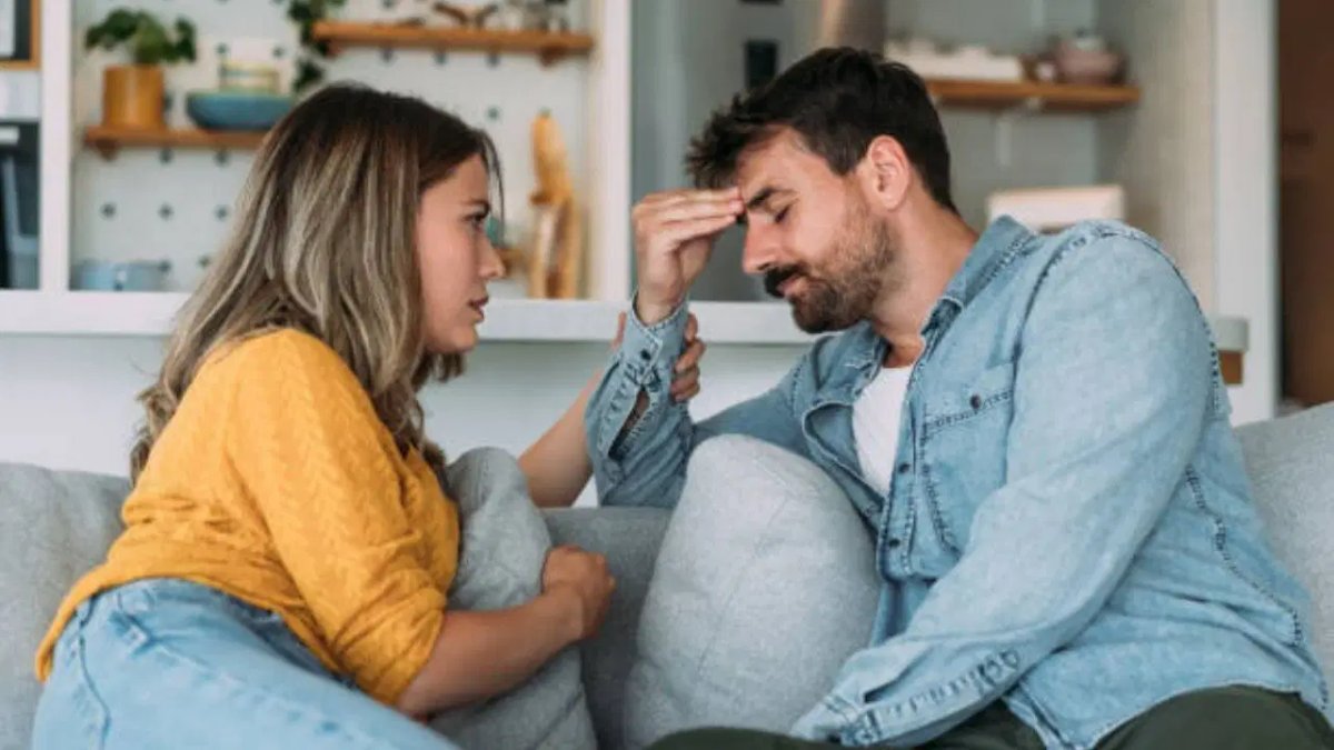 Bağlanma Korkusu Olan 5 Burç: Duygusal Kaçış Yöntemleri
