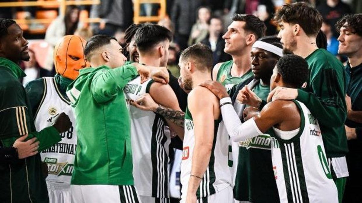 Panathinaikos, Olympiacos'u Geçerek Şampiyonluğu Kazandı!