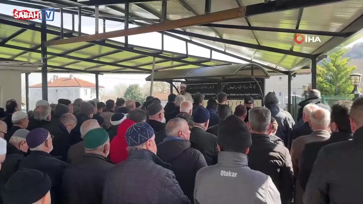 Eşi Tarafından Hayatını Kaybeden Kadın Son Yolculuğuna Uğurlandı