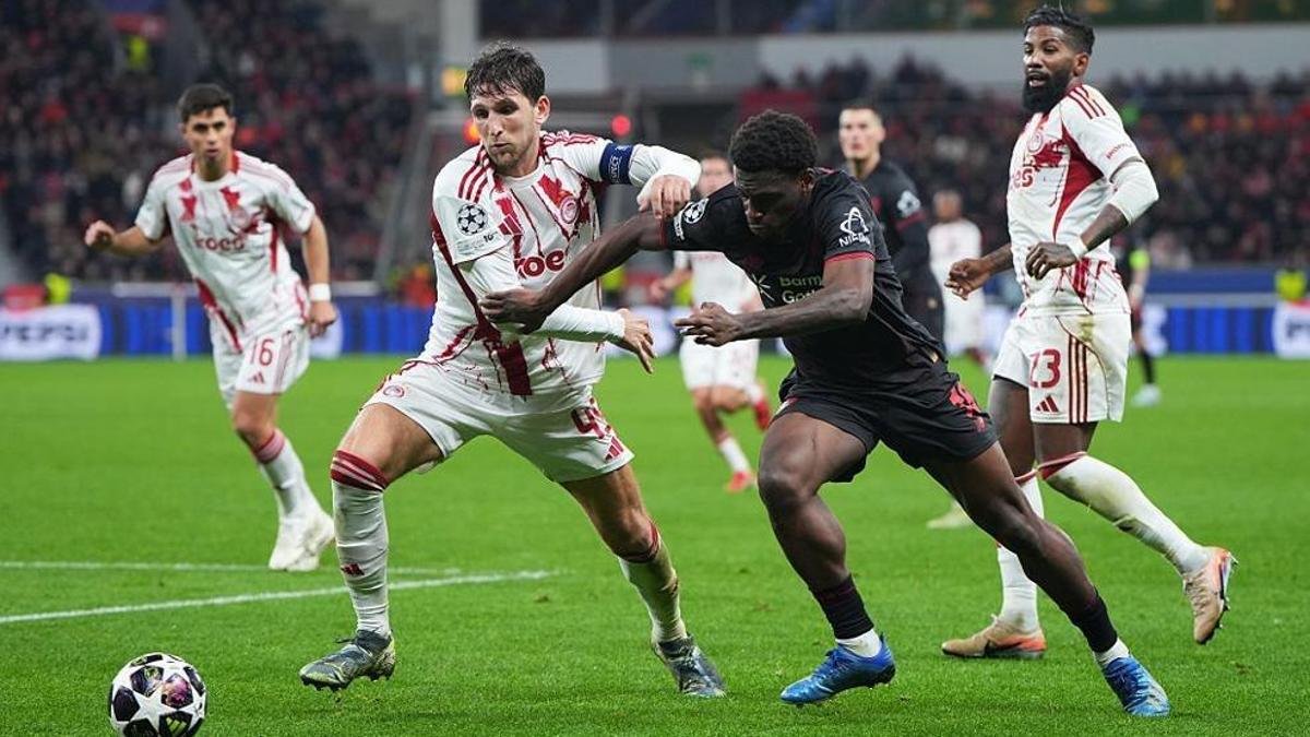 Almanya'da Huzurlu Gece: Bayer Leverkusen, Şampiyonlar Ligi'nde Son 16'da!