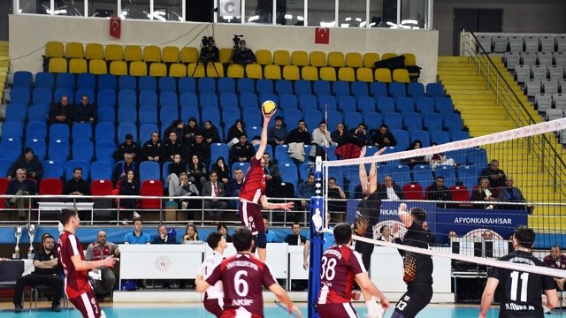 Afyonkarahisar'da Voleybol Turnuvası Şampiyonu Belirlendi
