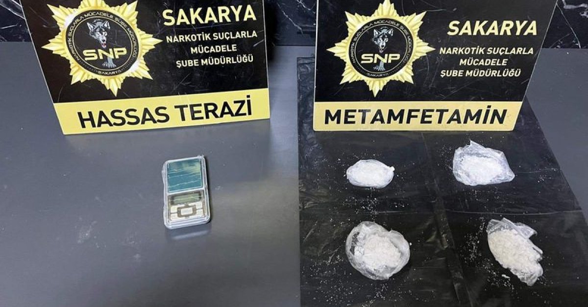 Sakarya'da Uyuşturucu Baskını: İki Kişi Gözaltına Alındı