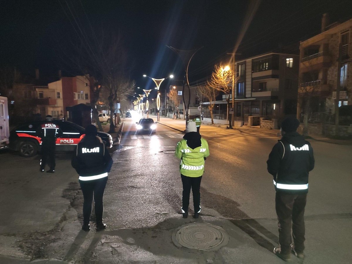 Keşan'da Emniyetten Güvenlik ve Trafik Denetimi Yapıldı