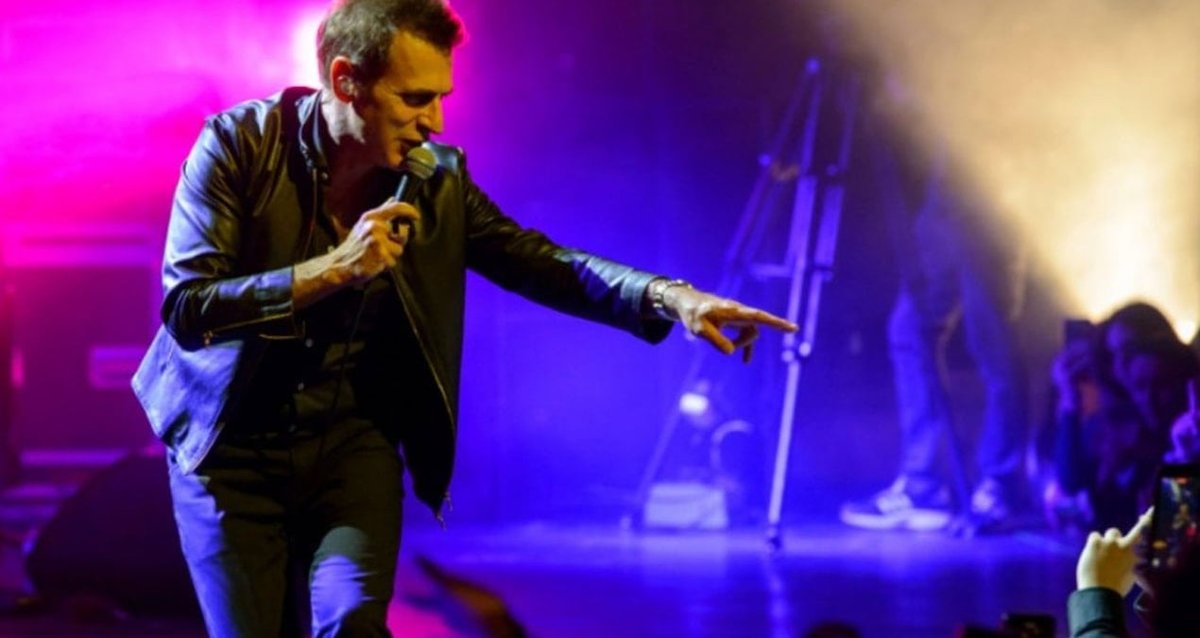 Teoman'ın Konserine Katılan İzleyiciden Şok Açıklama: "5.000 Lira Sahnede Can Veriyor