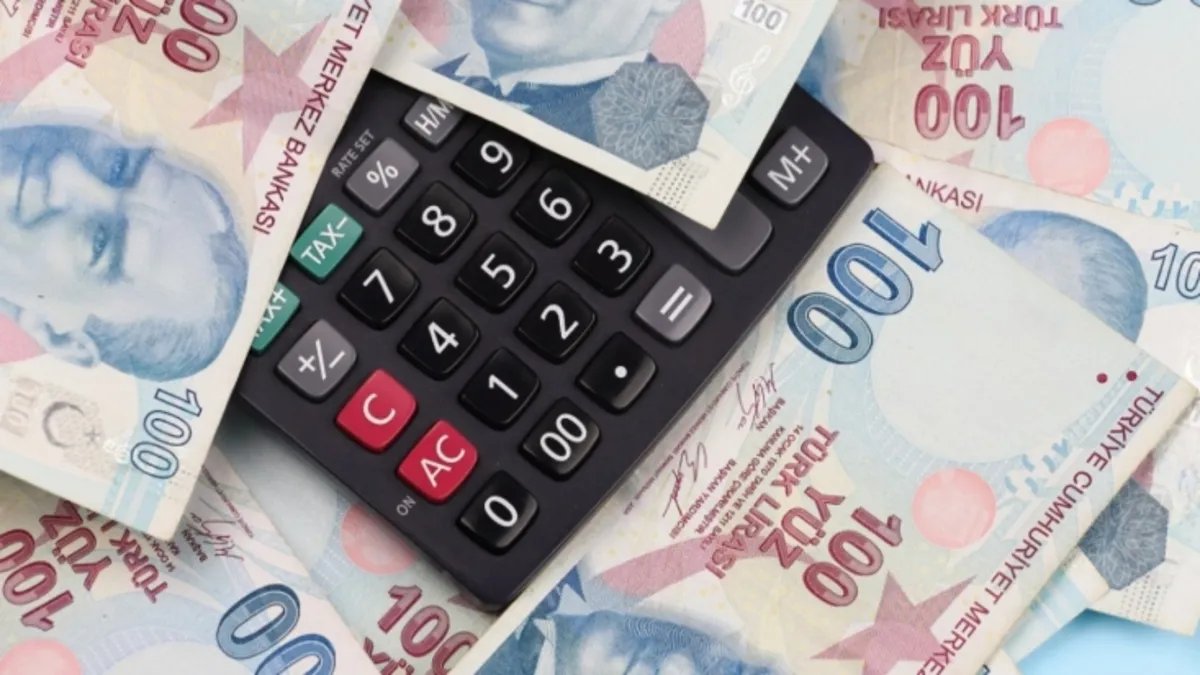 Emeklilere 100 Bin TL Promosyon! Bankalar Cömert Davranıyor: Emekli Maaşı Avantajları...