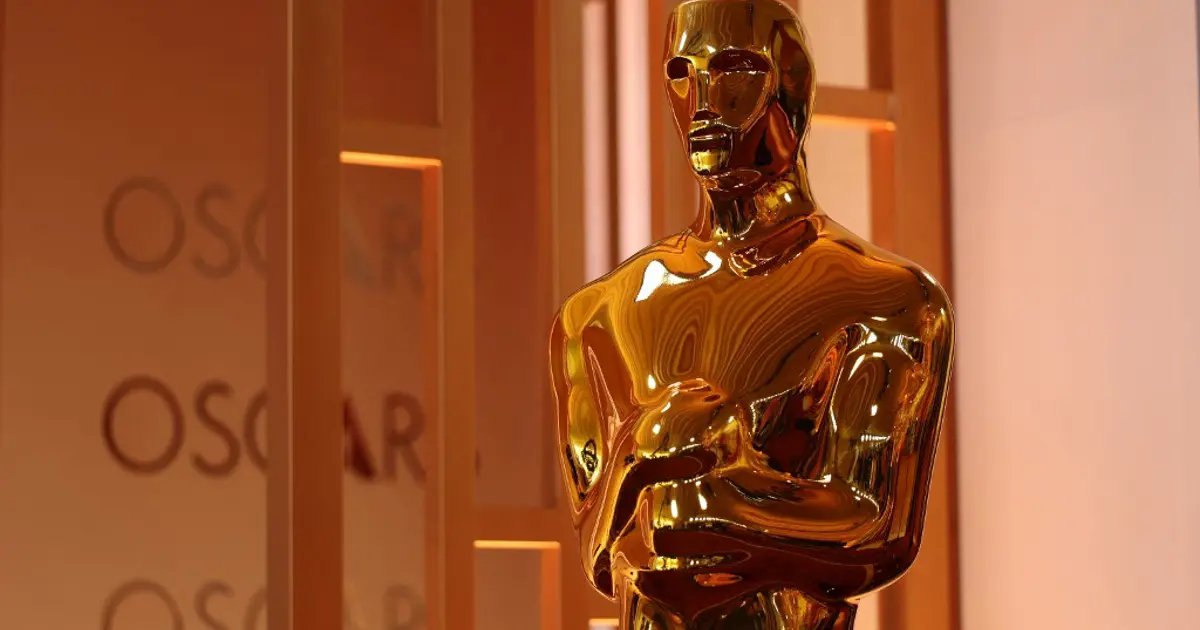 Kırmızı Halı Hazır, Sahne Kuruldu: Oscar Ödülleri Bu Akşam!