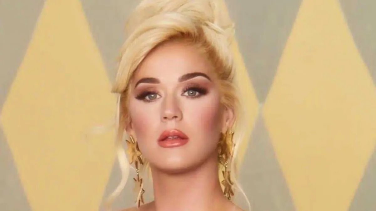 Şarkıcı Katy Perry Alevlerin Arasında Kaldı! İşte O Korkutucu Anlar!