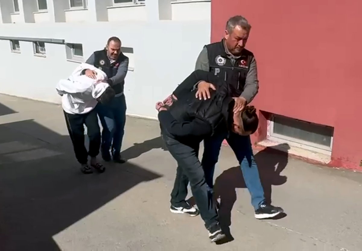 Adana'da Uyuşturucu Bulunan İki Şüpheli Tutuklandı!