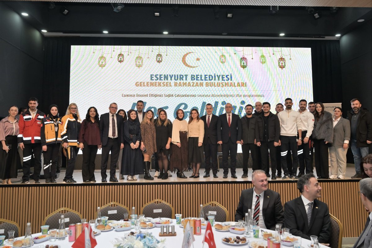 Esenyurt'ta Sağlık Personeli İftar Sofrasında Bir Araya Geldi
