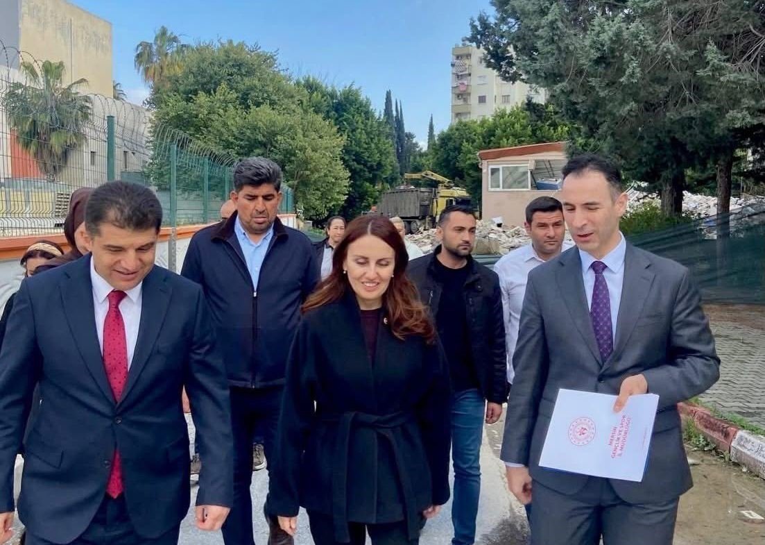 Tarsus’ta 2.500 Kişilik Spor Kompleksi ve Yüzme Havuzu Duyuruldu