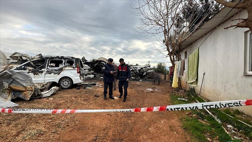 Antalya'da Konteyner Yangınında 5 Çocukla Birlikte 6 Kişi Hayatını Kaybetti