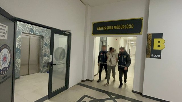 Altınla Dolu Çelik Kasa Çalındı, Polis Tarafından Evde Ele Geçirildi