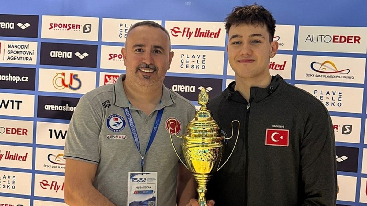 Ahmet Mete Yüzme Alanında Tarih Yazmayı Başardı!