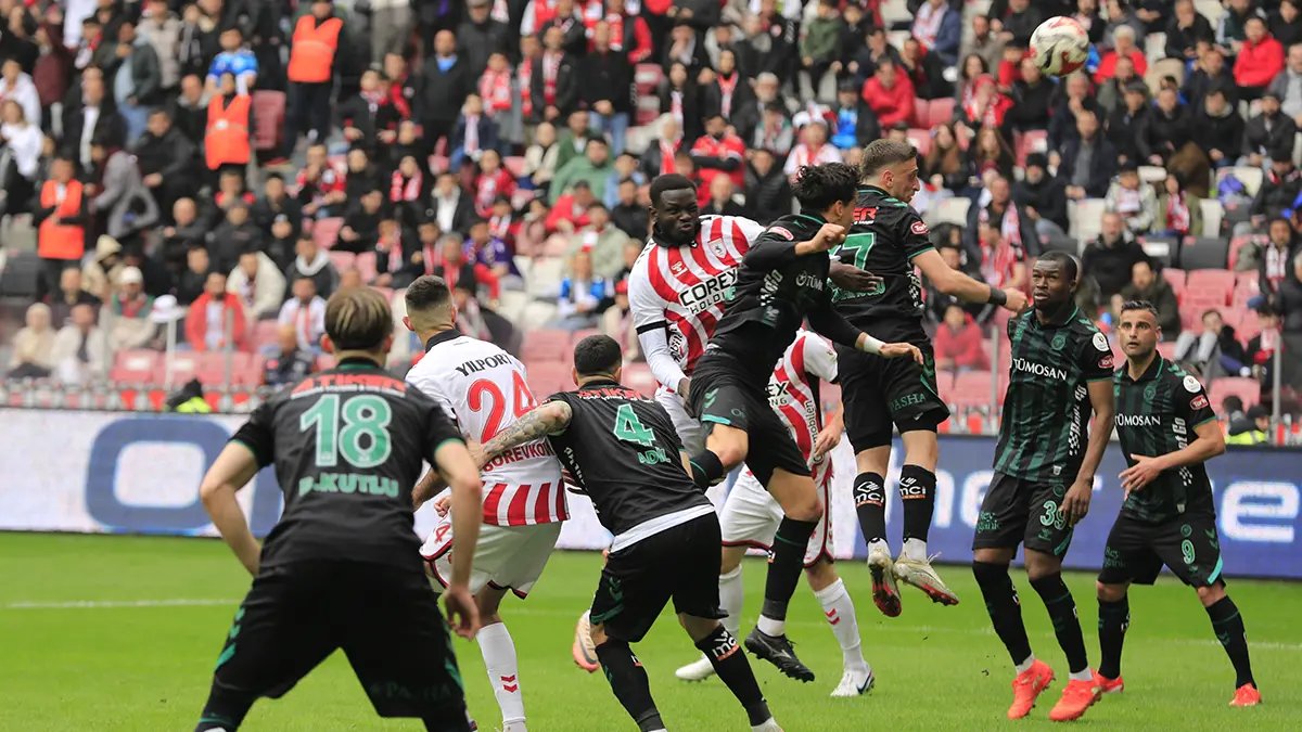 Samsunspor Ve Konyaspor Maçında Galip Gelmeyen İki Takım: 90+3'te Fırsatlar Kaçtı