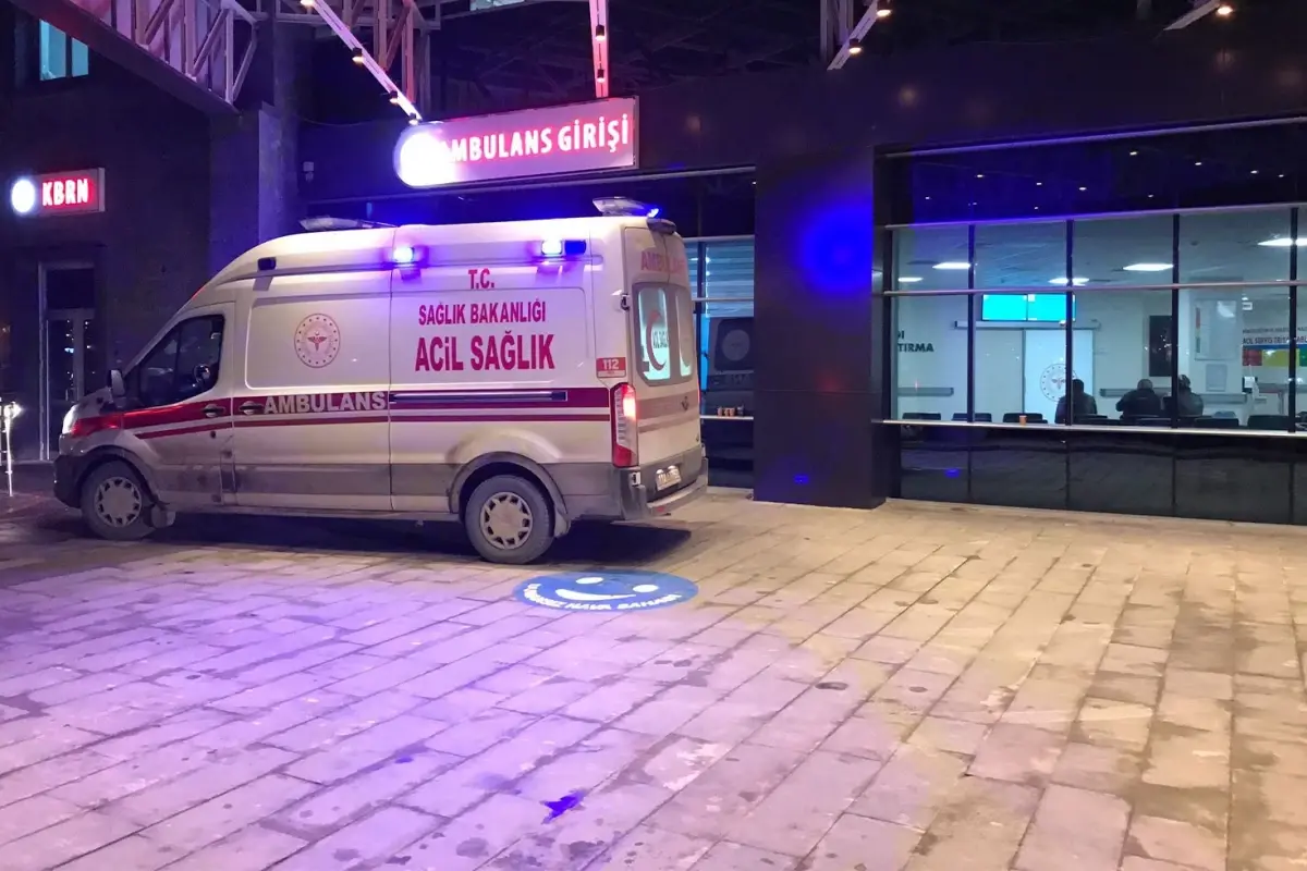 Sokakta Yabancı Kadını Bıçakladı, Şaşırtıcı İfadesiyle Şok Etti