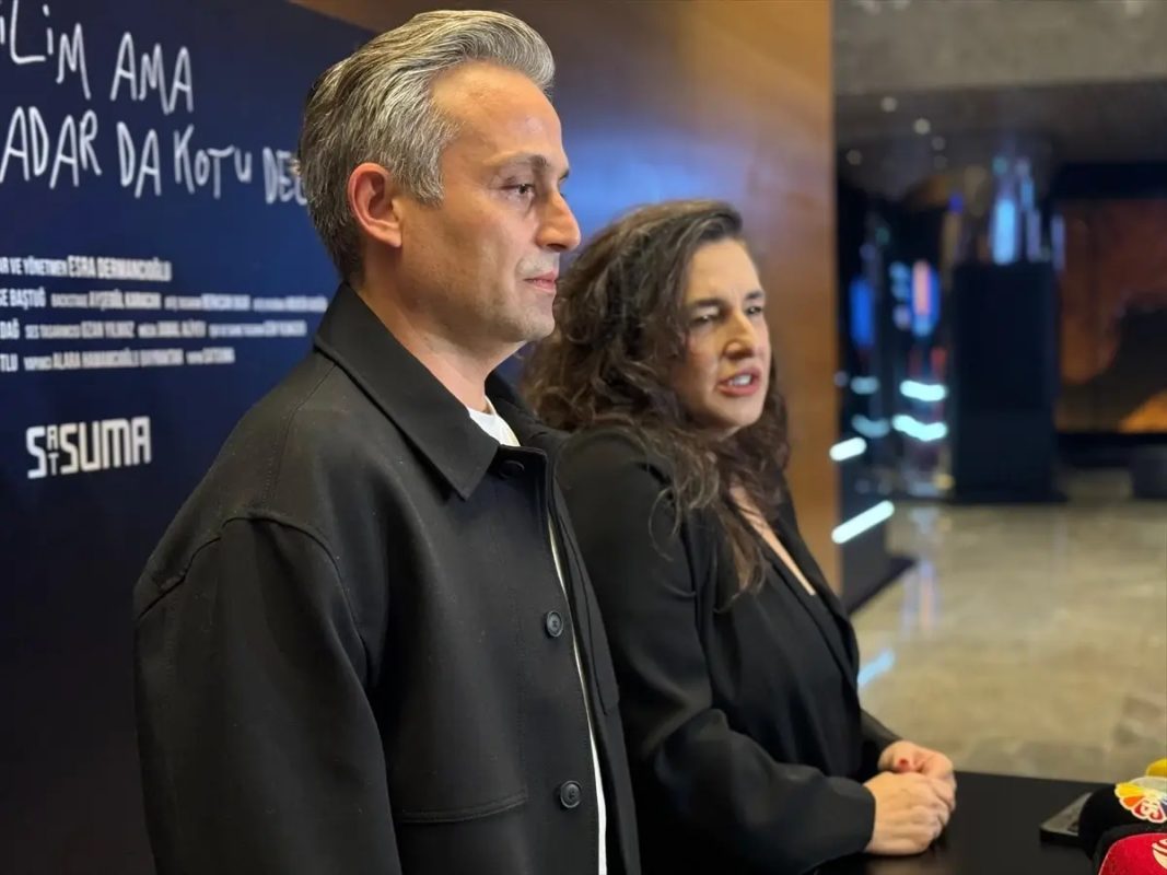 Esra Dermancıoğlu'nun Yeni Oyunu Prömiyer Yaptı!