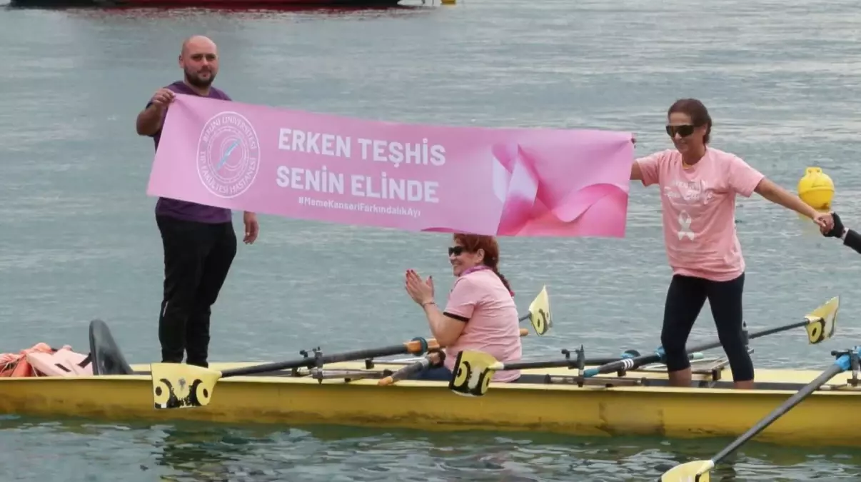 Kadıköy'de Meme Kanseri İçin Kürek Etkinliği Gerçekleştirildi