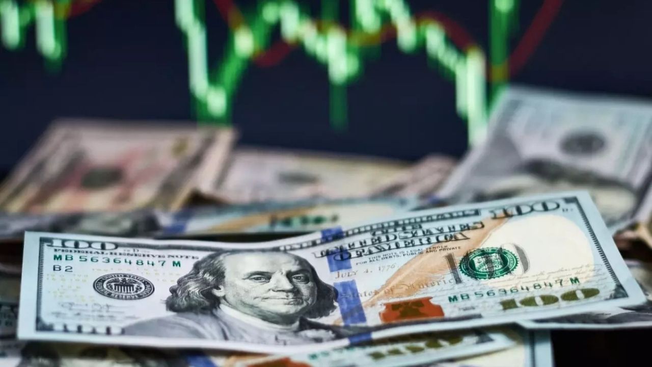 Dolar tarihi zirveyi gördü: İlk kez 43 TL’yi geçti