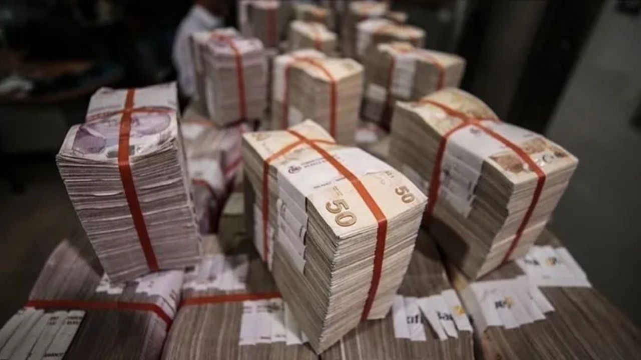 Memur Zammında Son Viraj: En Az %18,30 Zam ve 1.000 TL Seyyanen Artış Gündemde