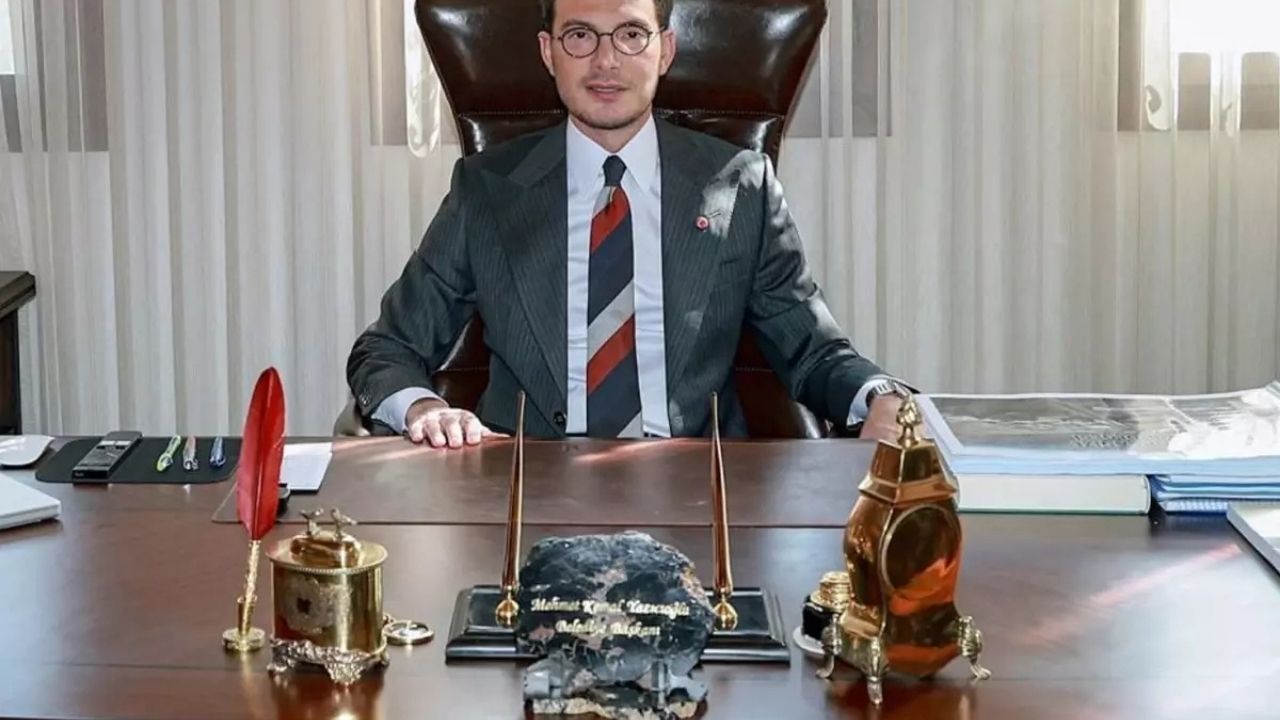 “Süper Vali”nin oğlunun makam odasında dinleme cihazı bulundu: Soruşturma başlatıldı