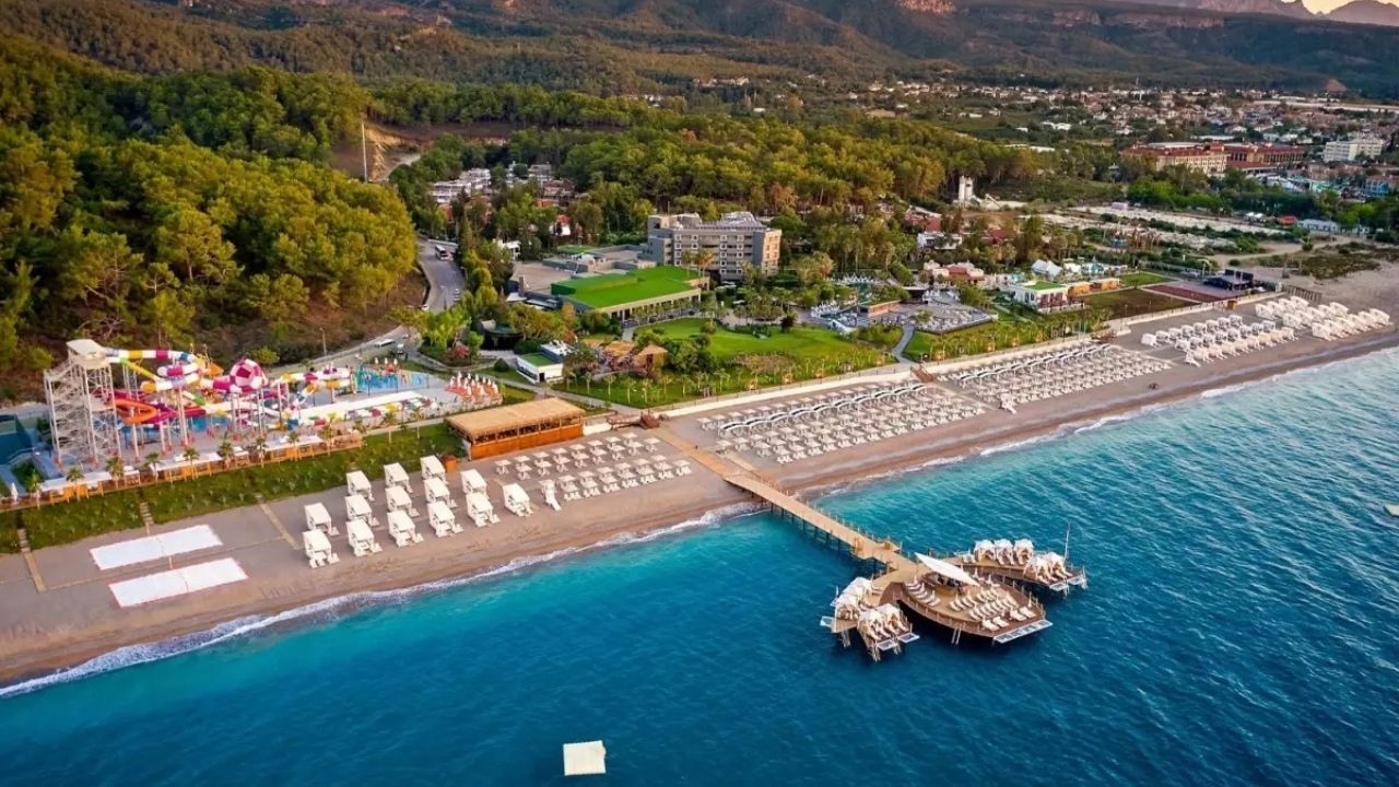 Rus iş insanına ait lüks otel satışta: Değeri yaklaşık 6 milyar TL