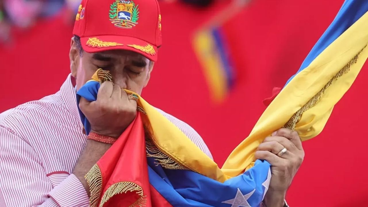 Maduro: Uyuşturucu ve petrol konularında ABD ile diyaloğa hazırız