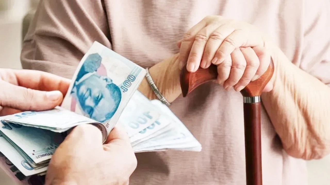 Emeklilere Kötü Haber: Maaşlardan Kesinti Başlıyor