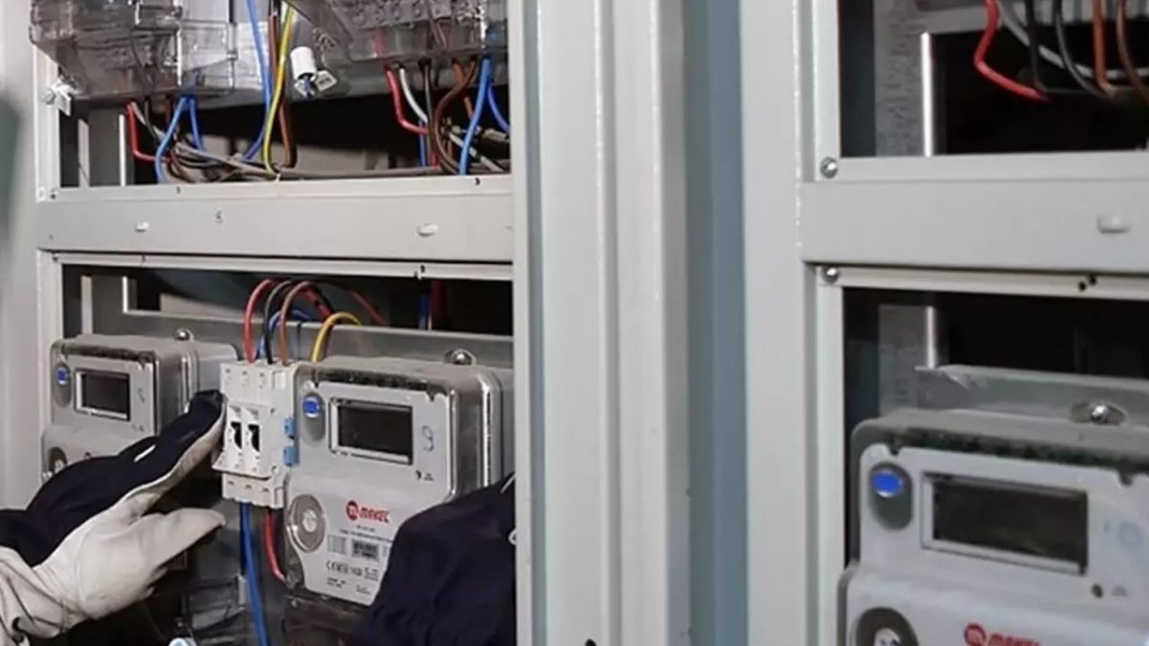 Elektrikte sayaç, güvence ve kesme-bağlama ücretlerine zam