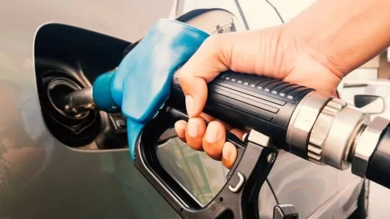 Akaryakıt Fiyatlarında Son Durum: Benzin Ve Motorin Kaç TL?