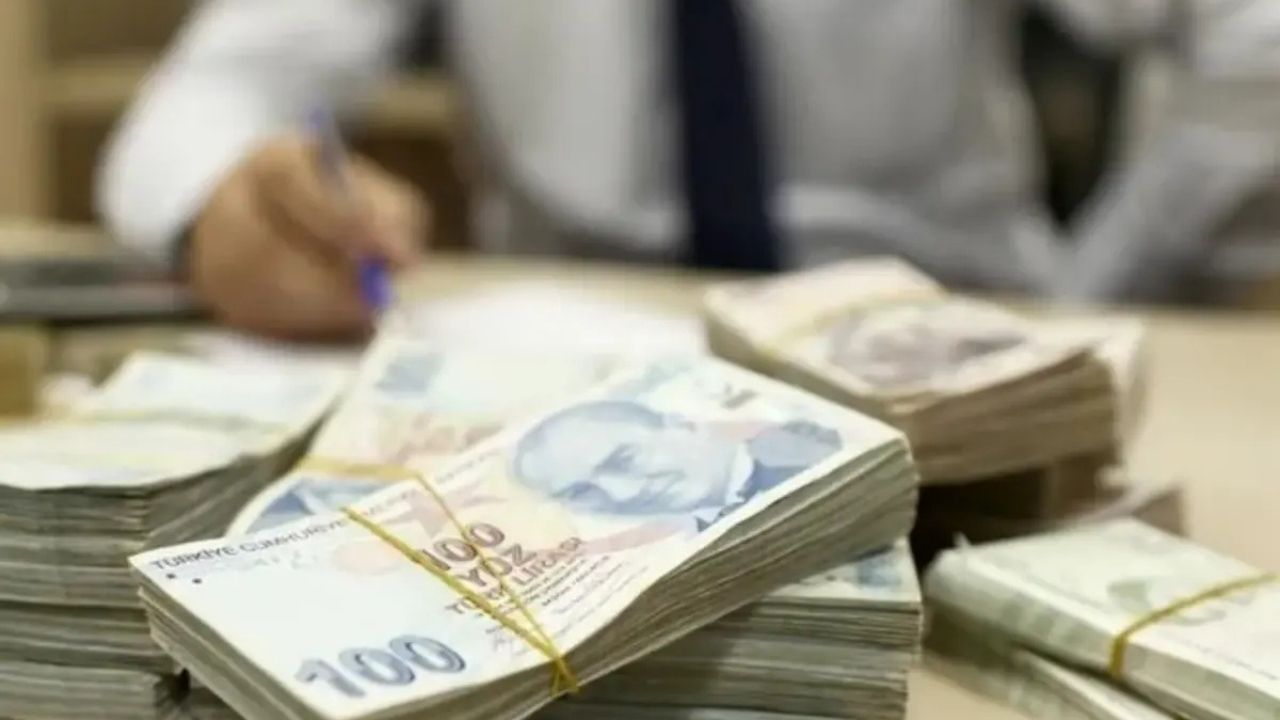 Fon Krizinde 45 Milyar Liralık Çıkış! Gizemli Yatırımcı Kim?