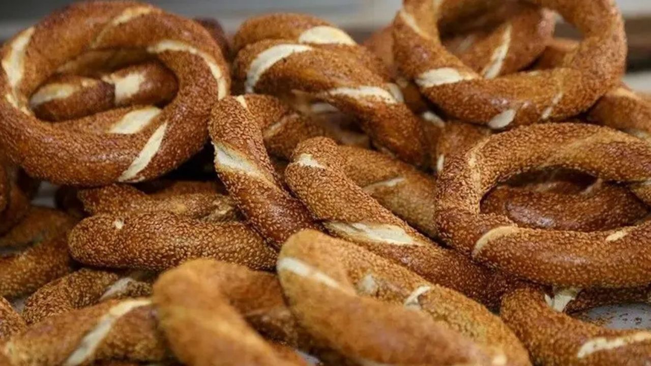 İstanbul’da Simit Fiyatına Zam Geldi: Yeni Fiyat 30 TL Oldu