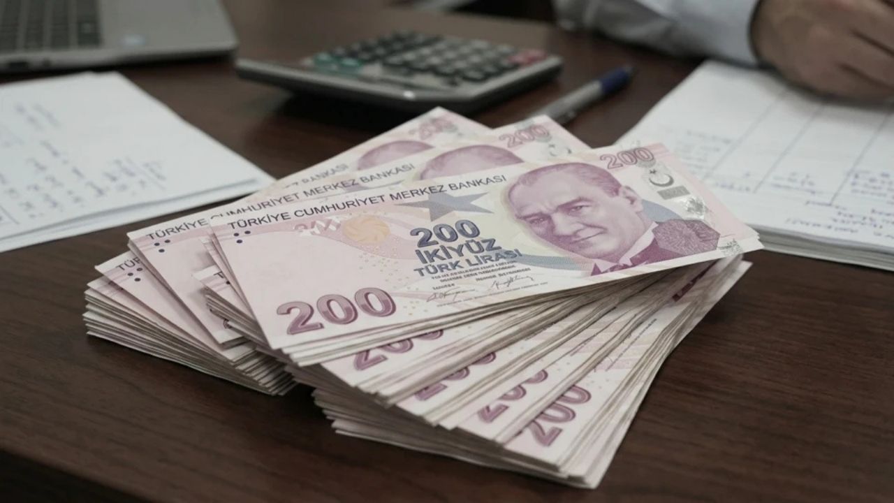 Memur Maaş Zammı İçin Yeni Hesap: Ocak 2027 Maaşları Ne Olacak?