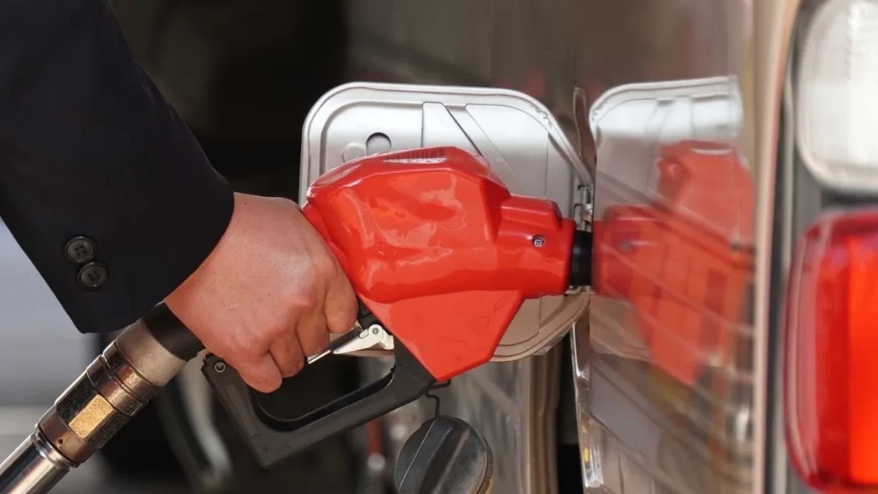 Motorine Büyük İndirim Geliyor! Akaryakıt Fiyatları Değişiyor